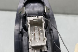 Interrupteur de leve vitre avant droit PEUGEOT 208 1