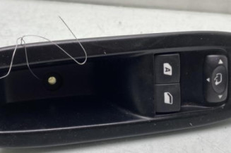 Interrupteur de leve vitre avant gauche PEUGEOT 208 1 Photo n°1