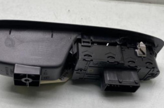 Interrupteur de leve vitre avant gauche PEUGEOT 208 1