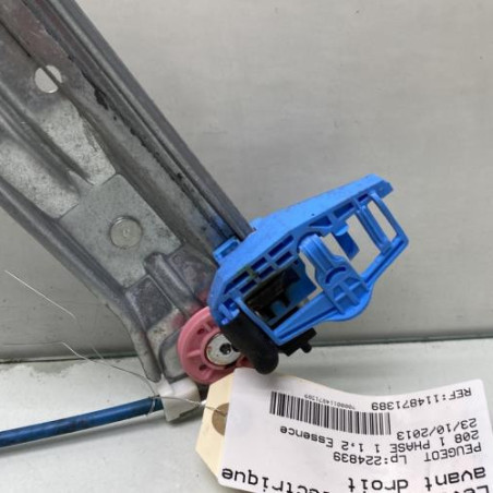 Leve vitre electrique avant droit PEUGEOT 208 1