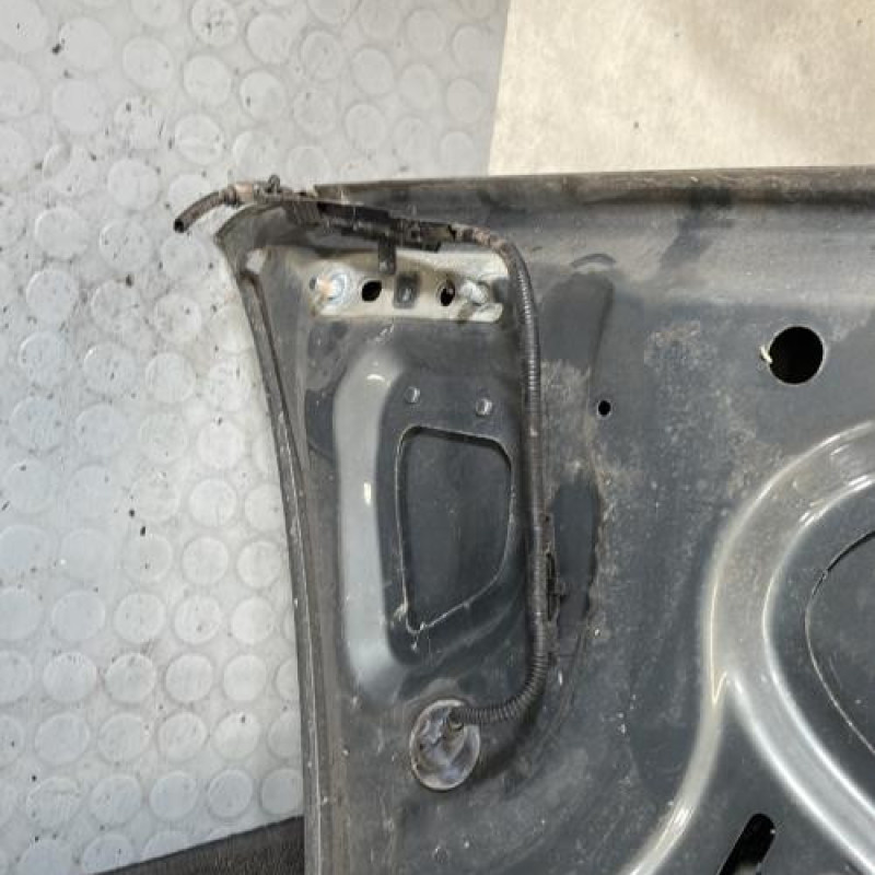 Capot VOLKSWAGEN GOLF 5 Photo n°6