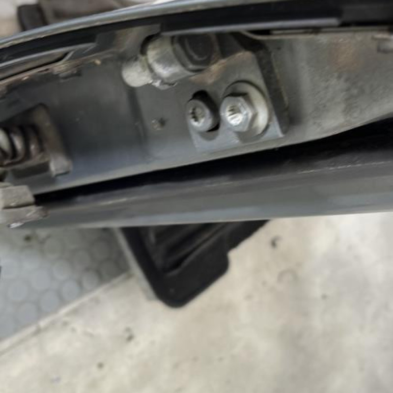 Porte avant droit VOLKSWAGEN GOLF 5 Photo n°4