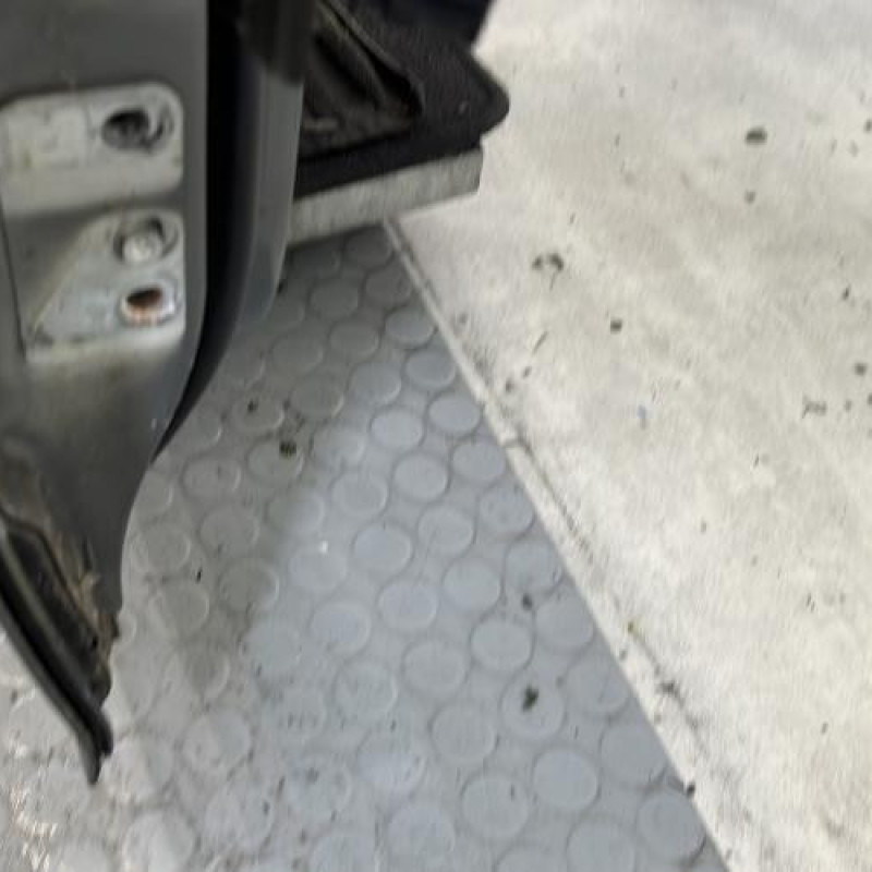 Porte avant droit VOLKSWAGEN GOLF 5 Photo n°5