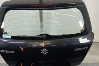 Malle/Hayon arriere SUZUKI SWIFT 3 Photo n°1