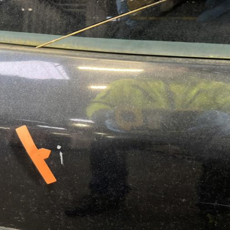 Malle/Hayon arriere SUZUKI SWIFT 3 Photo n°7