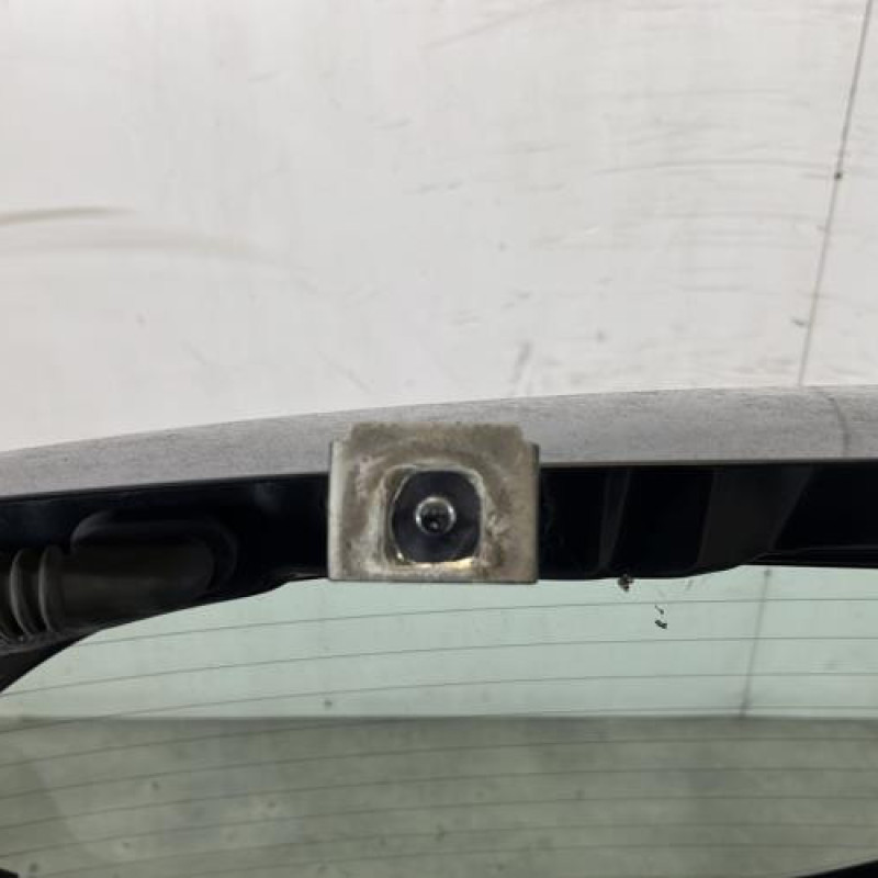 Malle/Hayon arriere SUZUKI SWIFT 3 Photo n°10