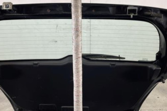 Malle/Hayon arriere SUZUKI SWIFT 3