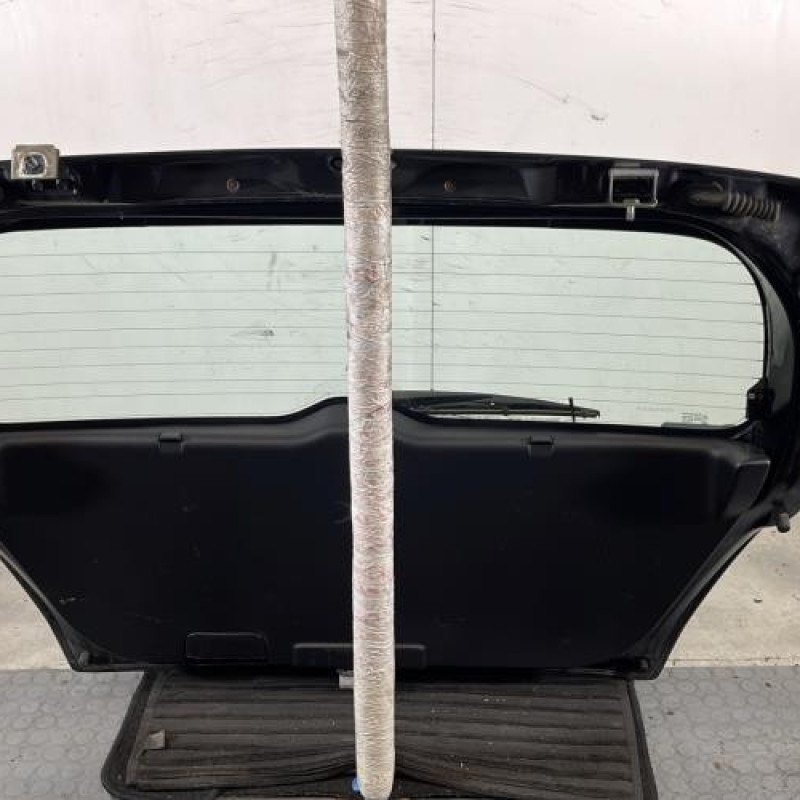 Malle/Hayon arriere SUZUKI SWIFT 3 Photo n°14