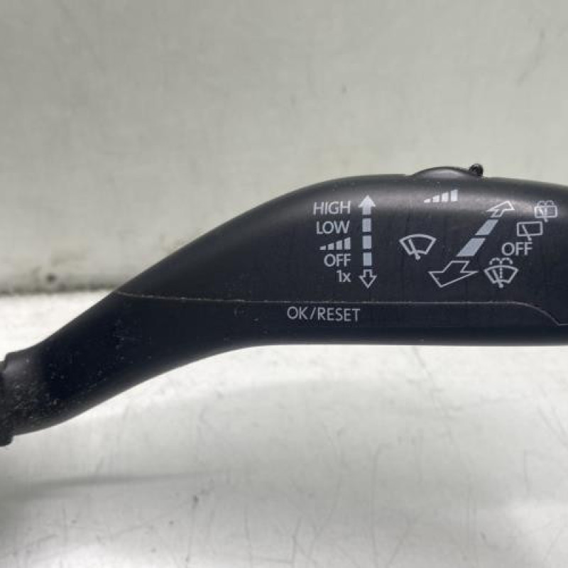 Com (Bloc Contacteur Tournant+Commodo Essuie Glace+Commodo Phare) SKODA FABIA 2 Photo n°2