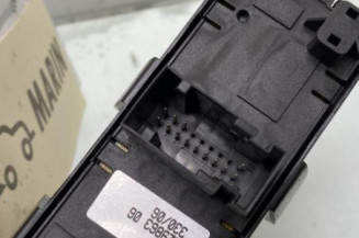 Interrupteur de leve vitre avant gauche PEUGEOT 207