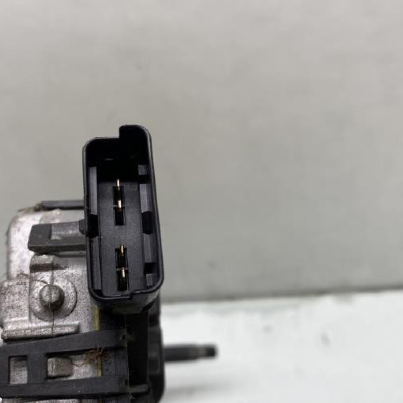 Moteur essuie glace avant PEUGEOT 207 Photo n°5