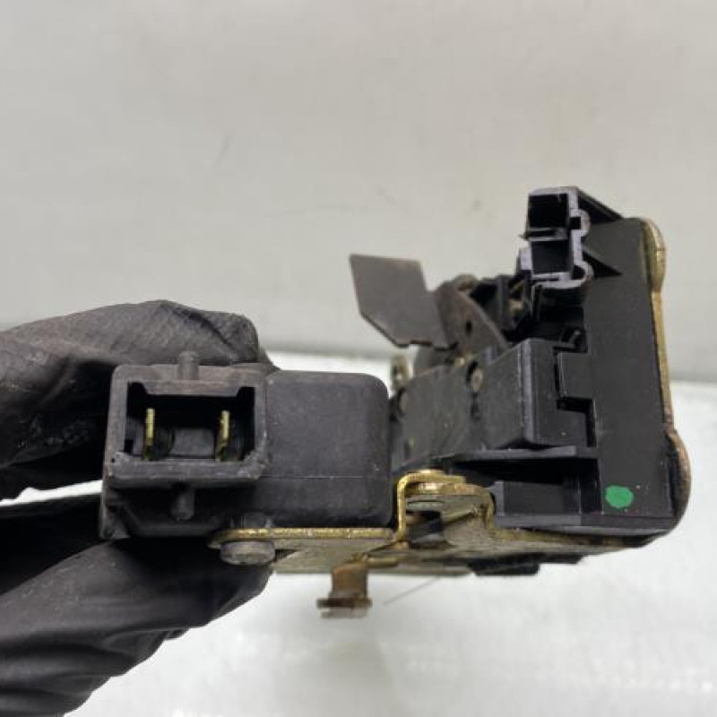 Serrure avant gauche RENAULT TWINGO 1 Photo n°4