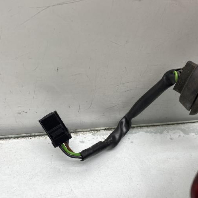 Feu arriere secondaire droit (feux) RENAULT MEGANE 3 Photo n°2