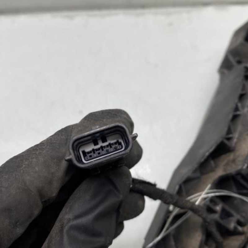 Poignee porte avant droit RENAULT MEGANE 3 Photo n°5