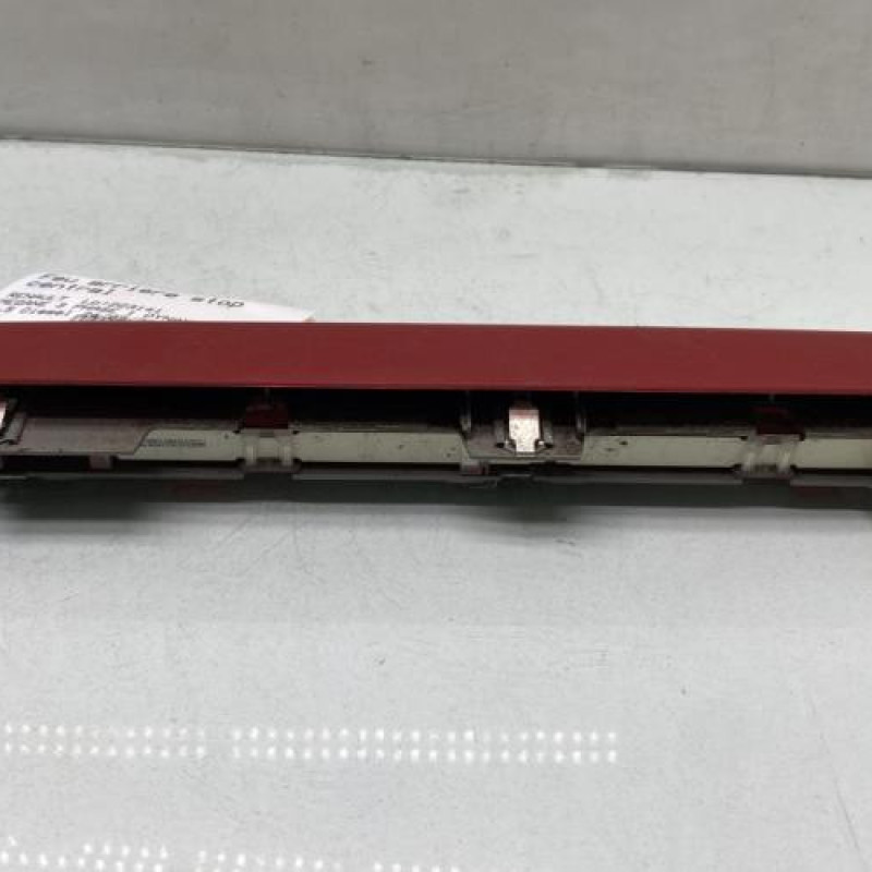 Feu arriere stop central RENAULT MEGANE 3 Photo n°2