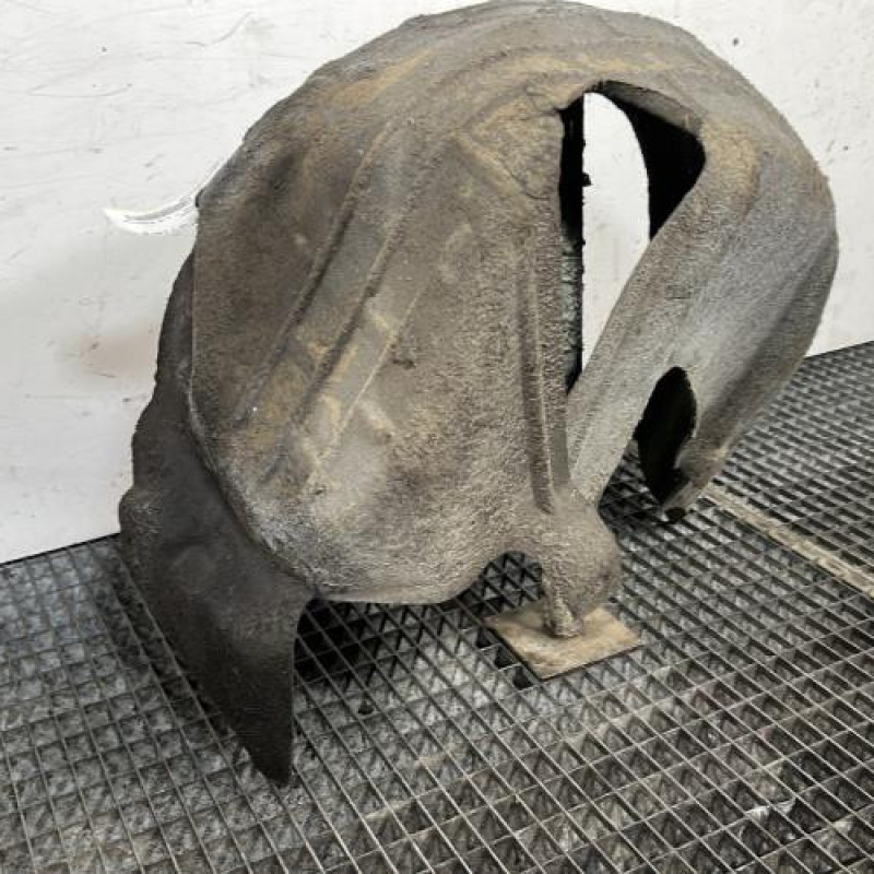 Pare boue arriere gauche FORD FIESTA 6 Photo n°3