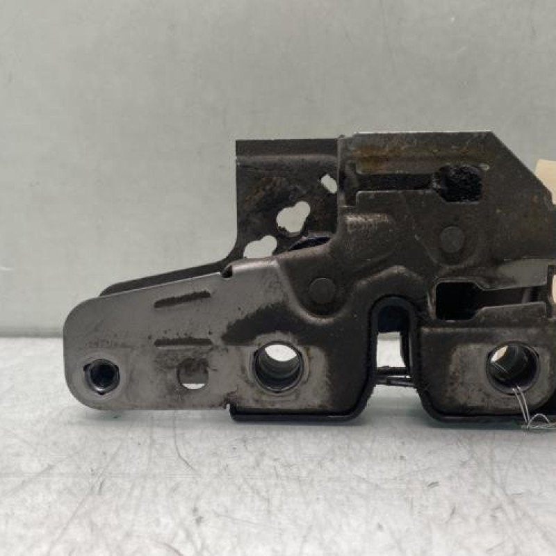 Fermeture de capot VOLKSWAGEN POLO 4 Photo n°2