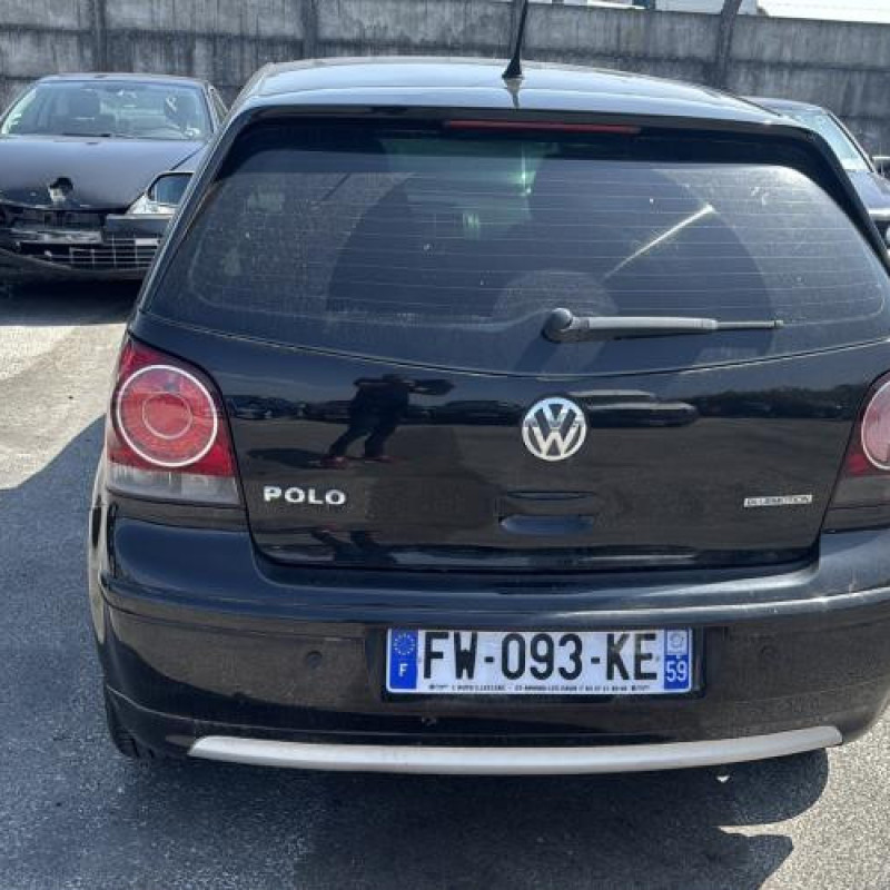 Fermeture de capot VOLKSWAGEN POLO 4 Photo n°9