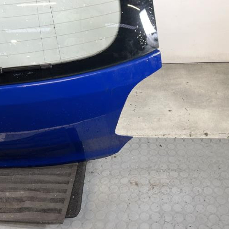 Malle/Hayon arriere VOLKSWAGEN POLO 5 Photo n°4