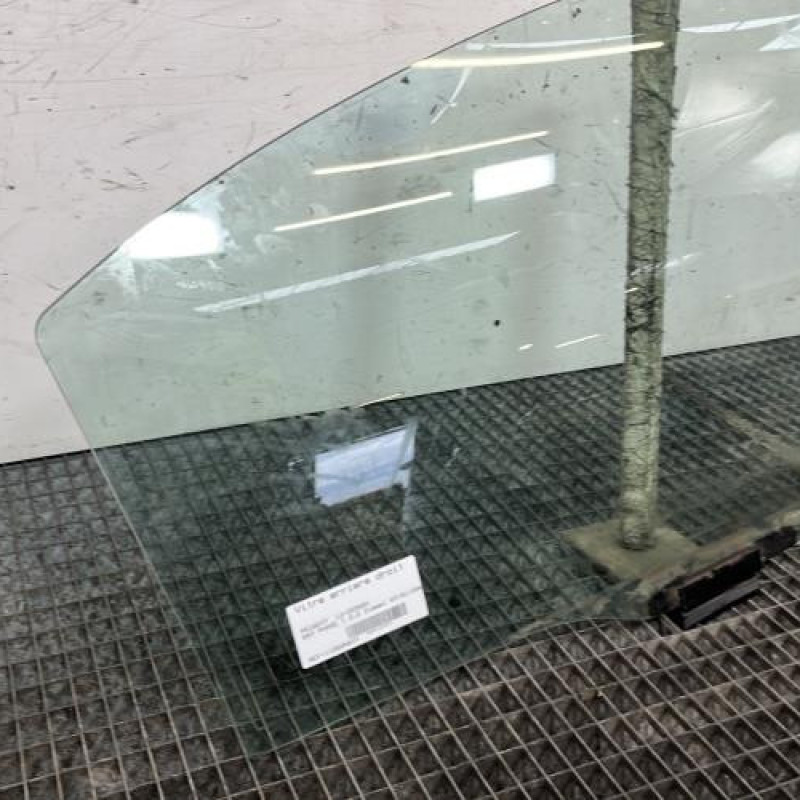 Vitre arriere droit PEUGEOT 607 Photo n°2