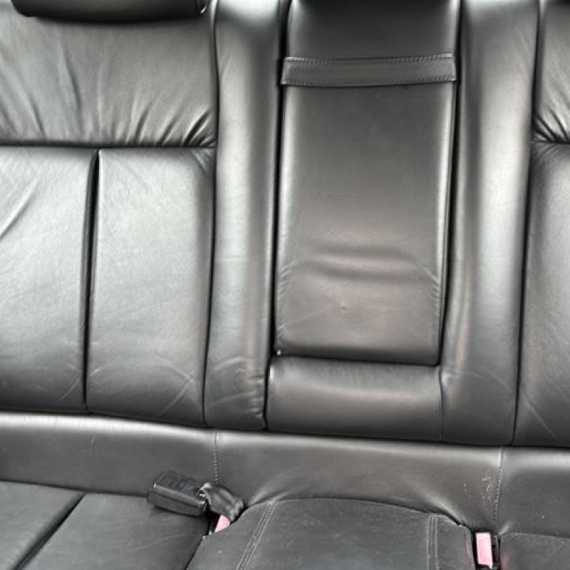 Vitre arriere droit PEUGEOT 607 Photo n°10