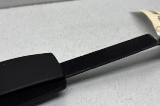 Attache ceinture avant droit RENAULT CLIO 3 Photo n°1