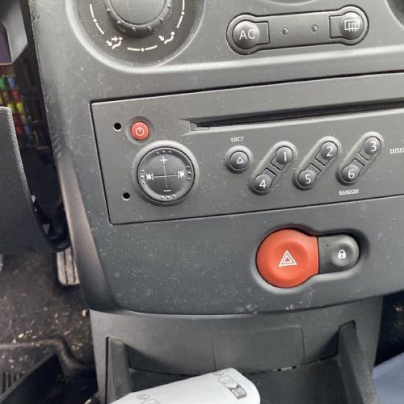 Ceinture arriere gauche RENAULT CLIO 3 Photo n°20