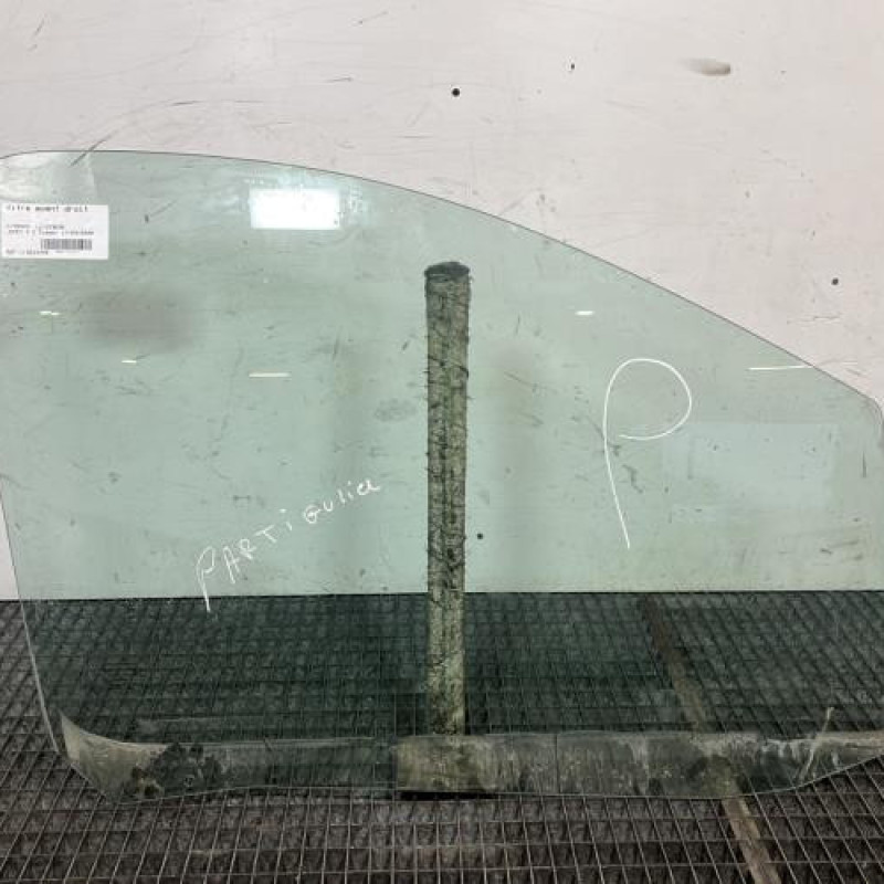 Vitre avant droit CITROEN JUMPY 2 Photo n°1