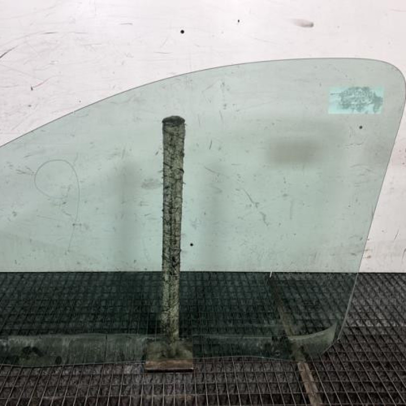 Vitre avant droit CITROEN JUMPY 2 Photo n°4