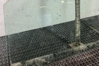 Vitre avant gauche CITROEN JUMPY 2