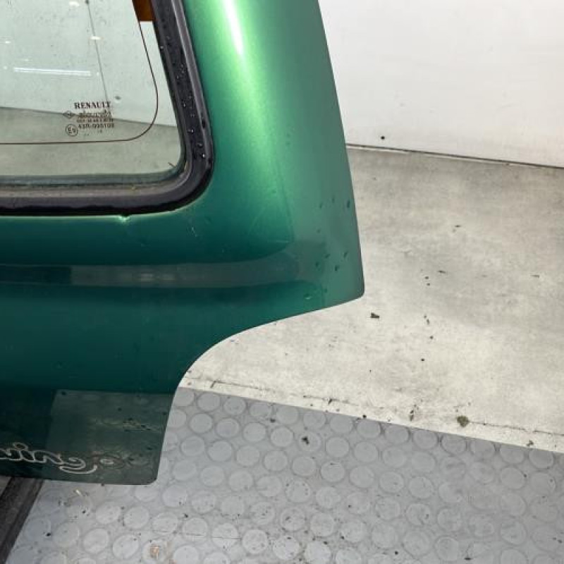 Malle/Hayon arriere RENAULT TWINGO 1 Photo n°4