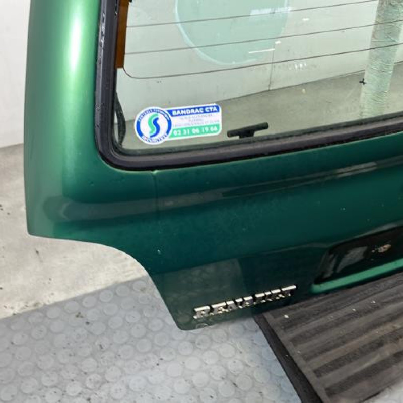 Malle/Hayon arriere RENAULT TWINGO 1 Photo n°5