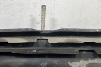 Pare choc arriere RENAULT TWINGO 1