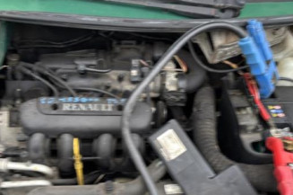 Pare boue avant droit RENAULT TWINGO 1