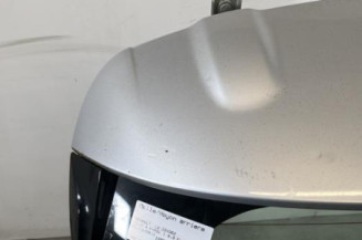 Malle/Hayon arriere RENAULT CLIO 4