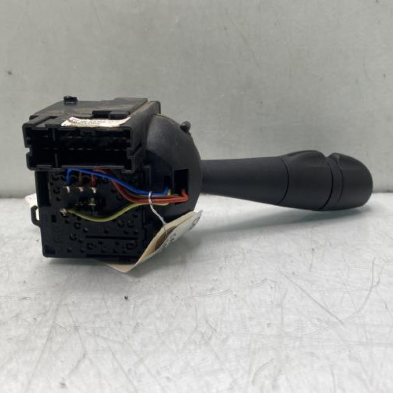 Commodo phare DACIA SANDERO 2 Photo n°2