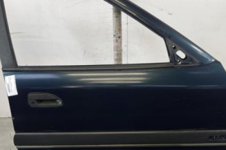 Porte avant droit RENAULT SAFRANE Photo n°1
