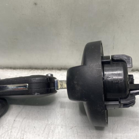 Bouchon de carburant PEUGEOT 208 1