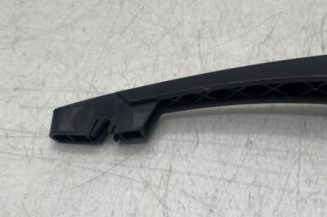 Bras essuie glace arriere PEUGEOT 208 1