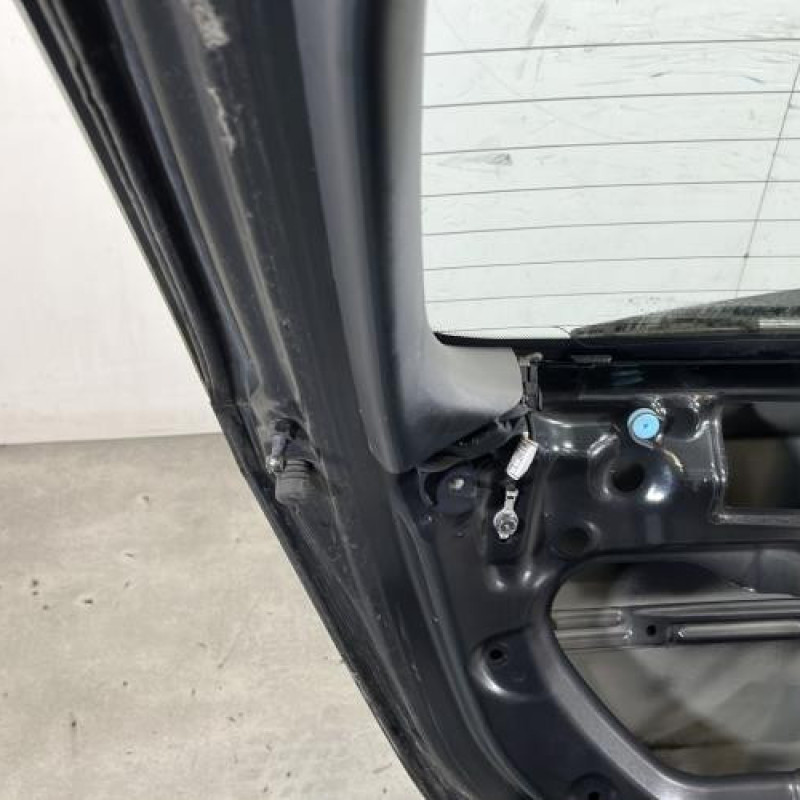 Malle/Hayon arriere HYUNDAI I 30 1 Photo n°9