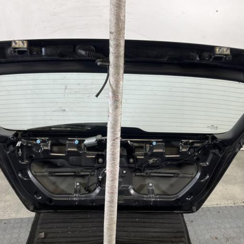 Malle/Hayon arriere HYUNDAI I 30 1 Photo n°10