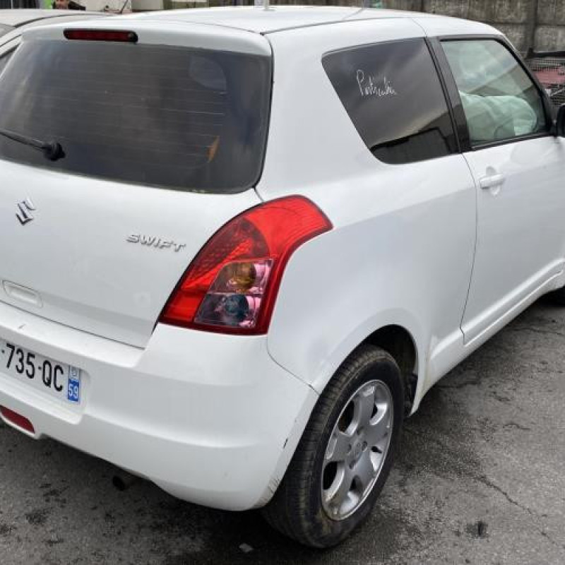 Cremaillere assistee SUZUKI SWIFT 3 Photo n°6