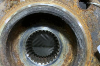 Pivot de moyeu avant gauche PEUGEOT 508 1 SW