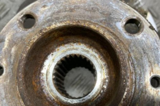 Pivot de moyeu avant droit RENAULT CAPTUR 1