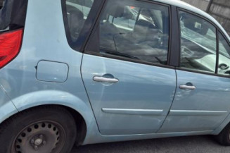 Feu arriere stop central RENAULT SCENIC 2