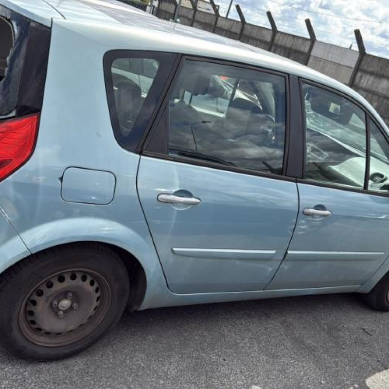 Feu arriere principal gauche (feux) RENAULT SCENIC 2 Photo n°10