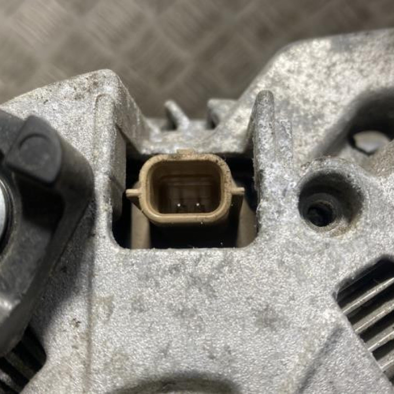 Alternateur RENAULT SCENIC 3 Photo n°6