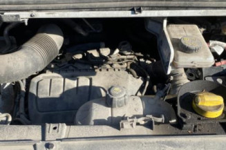 Pompe de direction RENAULT TRAFIC 3 COURT