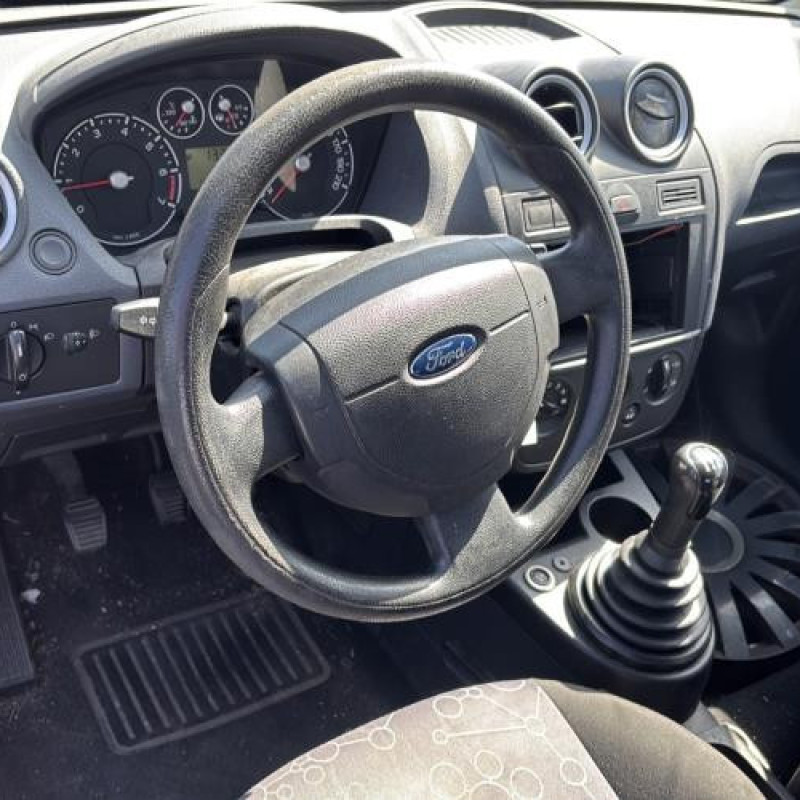 Moteur FORD FIESTA 5 Photo n°11