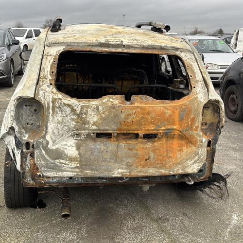 Alternateur DACIA DUSTER 2 Photo n°9